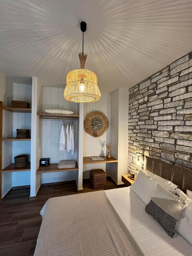 Peri Elxis Luxury Suites Mourésion Eksteriør billede