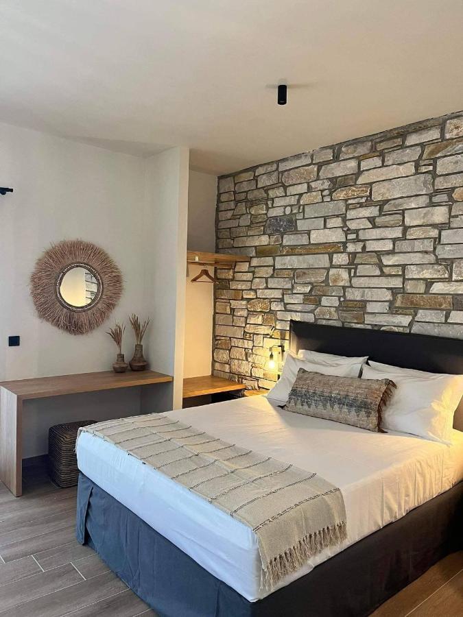 Peri Elxis Luxury Suites Mourésion Eksteriør billede